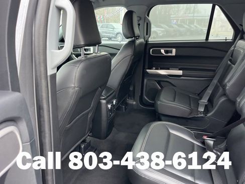 Used 2022 Ford Explorer XLT w/ Equipment Group 202A image 11