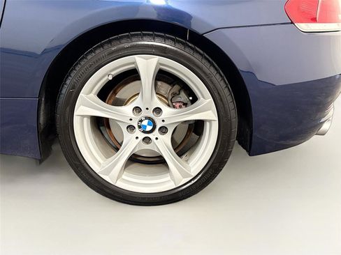 Used 2011 BMW Z4 sDrive30i RWD image 23