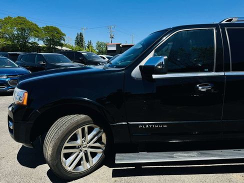 Used 2017 Ford Expedition EL Platinum AWD/4WD image 11