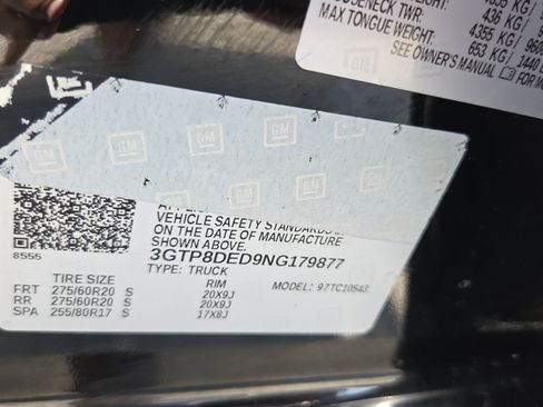 Used 2022 GMC Sierra 1500 SLT w/ SLT Premium Plus Package RWD image 22