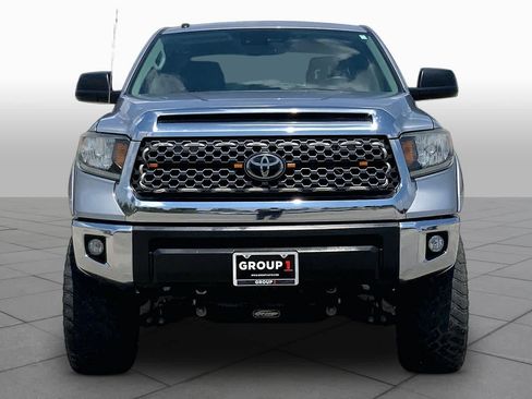 Used 2019 Toyota Tundra SR5 w/ SR5 Upgrade Package AWD/4WD image 4