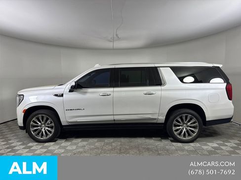 Used 2021 GMC Yukon XL Denali w/ LPO, Illumination Package AWD/4WD image 11
