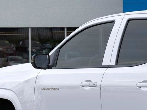 New 2026 Chevrolet Colorado LT image 12