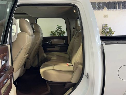 Used 2013 RAM 1500 Laramie w/ Convenience Group AWD/4WD image 14