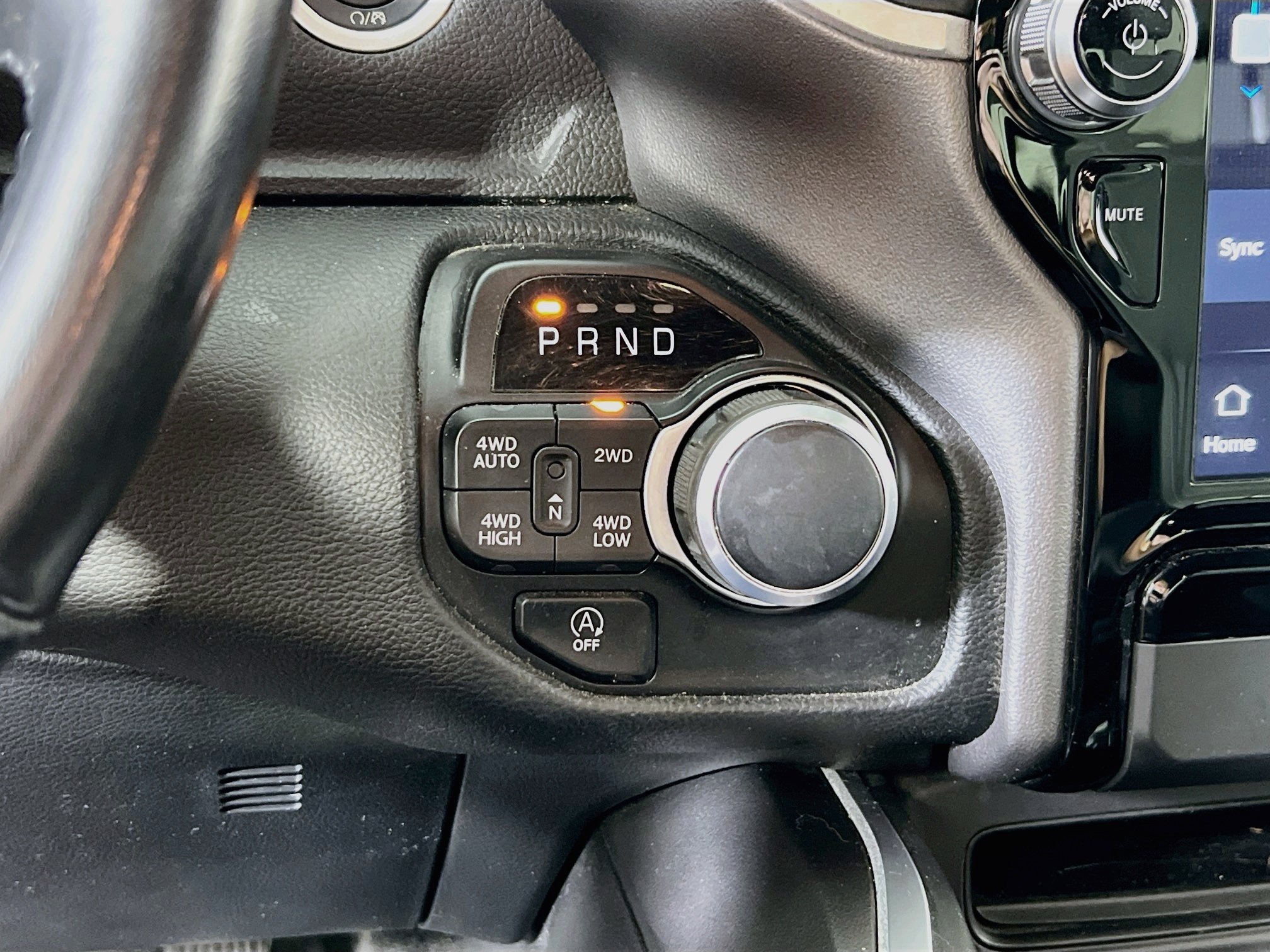 Used 2023 RAM 1500 Big Horn AWD/4WD image 17