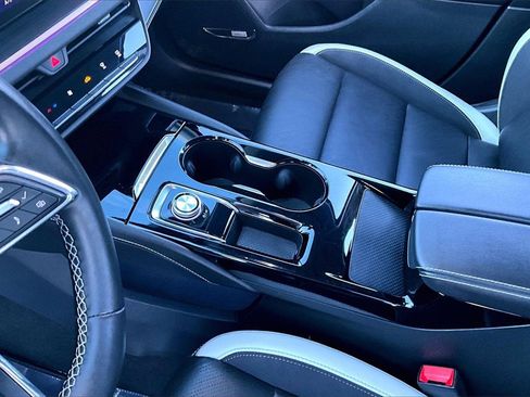 Used 2024 Buick Envision Sport Touring image 15