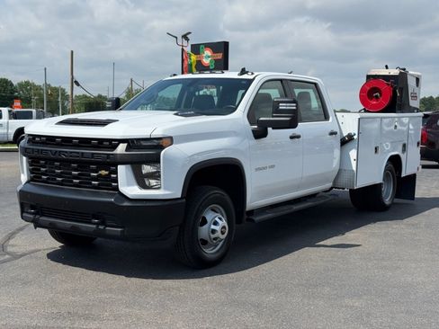 Used 2023 Chevrolet Silverado 3500 W/T w/ WT Fleet Convenience Package AWD/4WD image 4