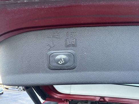 Used 2015 Ford Escape Titanium w/ Equipment Group 301A FWD image 27