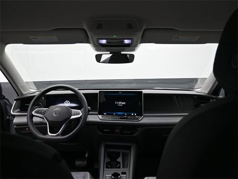 New 2026 Volkswagen Tiguan S image 10