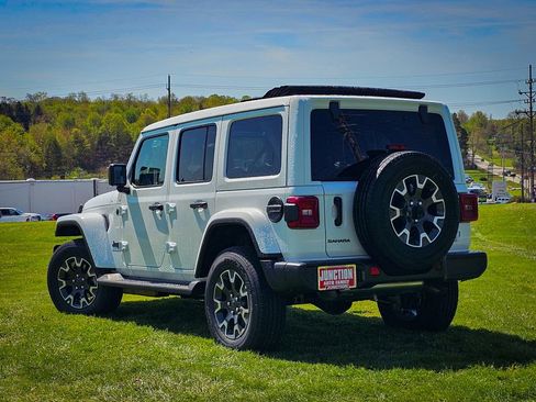 New 2026 Jeep Wrangler Unlimited Sahara AWD/4WD image 5