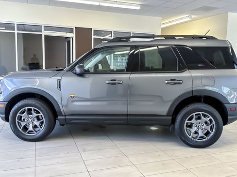 Certified 2022 Ford Bronco Sport Badlands w/ Premium Package AWD/4WD image 7