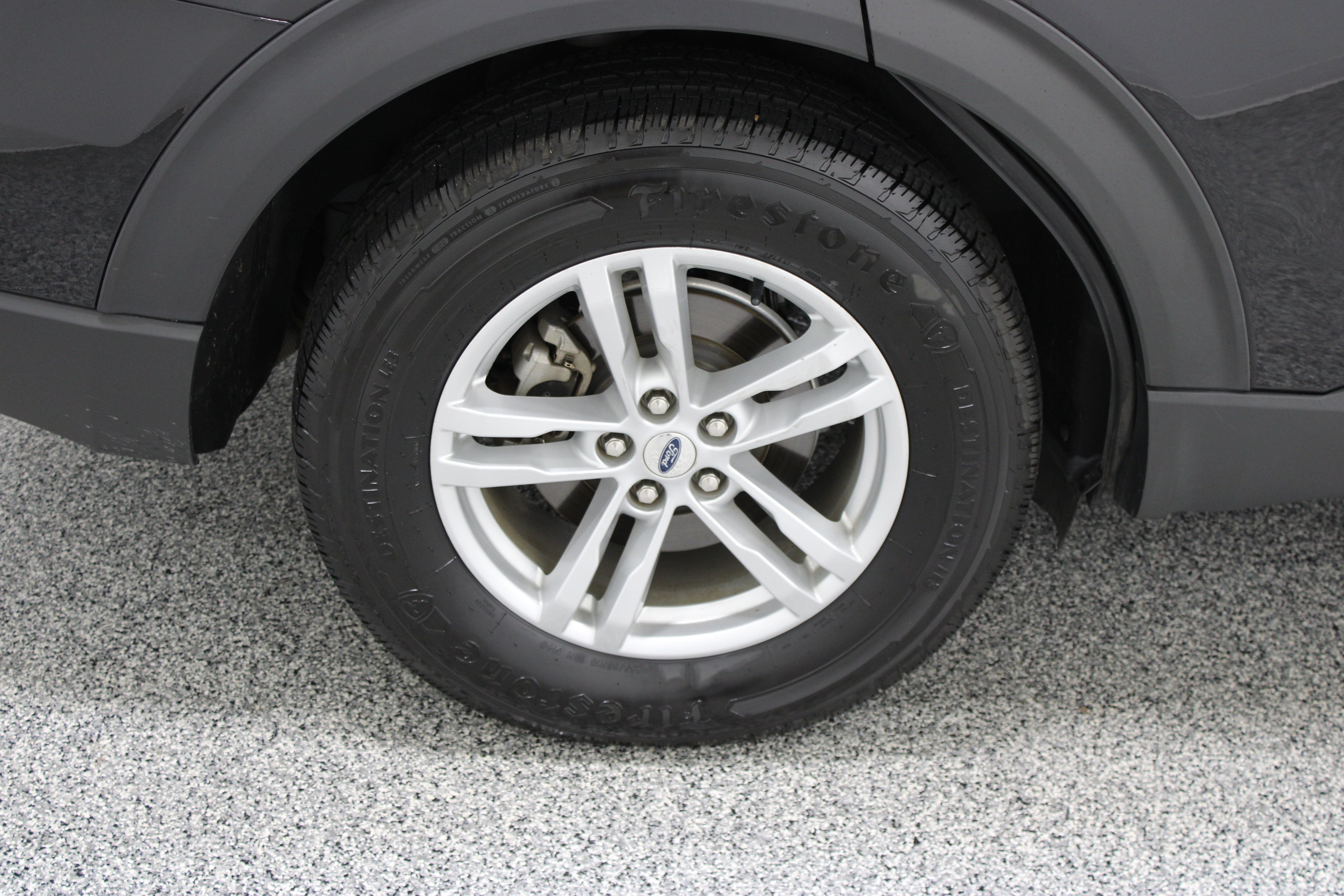 Used 2022 Ford Explorer XLT AWD/4WD image 6