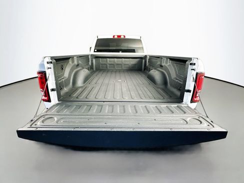 Used 2025 RAM 2500 Big Horn AWD/4WD image 28