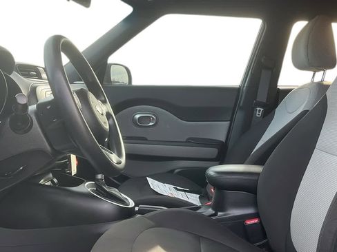 Used 2016 Kia Soul w/ Convenience Package image 10