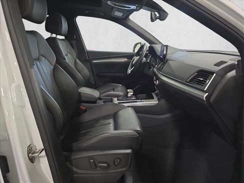 Used 2025 Audi Q5 2.0T Premium image 10