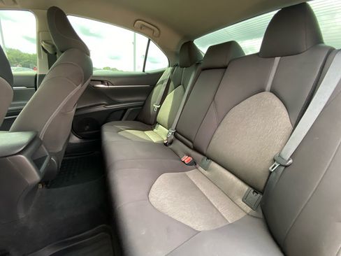 Used 2023 Toyota Camry LE FWD image 11