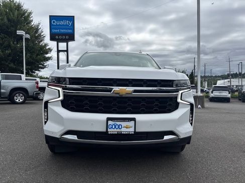 Used 2022 Chevrolet Suburban LS AWD/4WD image 8