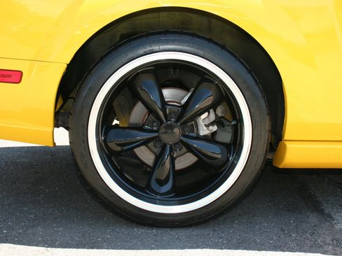 Used 2006 Ford Mustang GT Premium RWD image 20