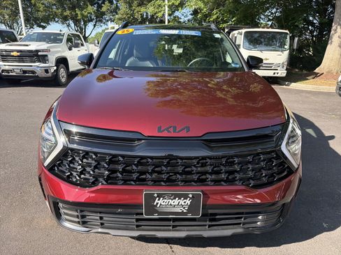 Used 2025 Kia Sportage X-Line AWD/4WD image 3