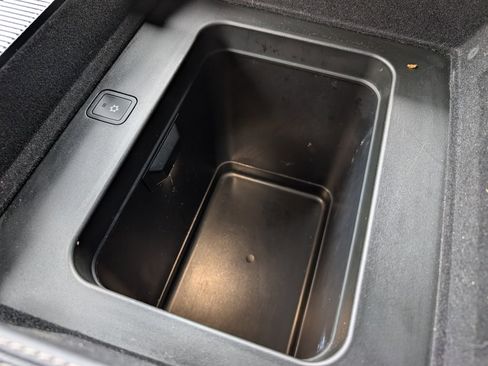 Used 2024 Jeep Grand Wagoneer L Series II w/ Quick Order Packagew 28T image 43