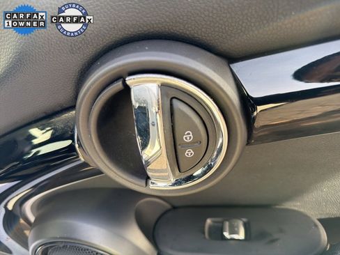 Used 2022 MINI Cooper S image 16