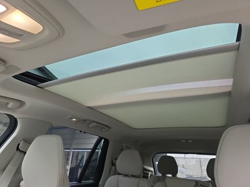 New 2026 Volvo XC90 B6 Ultra image 42