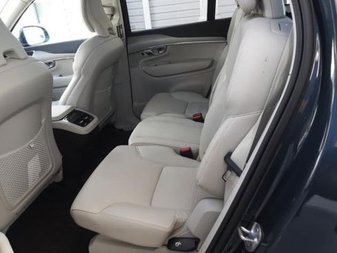 Used 2024 Volvo XC90 B5 Core w/ Protection Package image 7