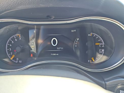 Certified 2022 Jeep Grand Cherokee Limited image 17