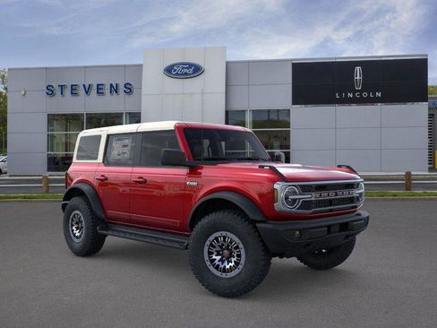 New 2026 Ford Bronco Outer Banks w/ Sasquatch Package AWD/4WD image 1