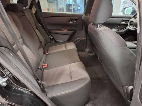 Used 2025 Nissan Rogue SV FWD image 13