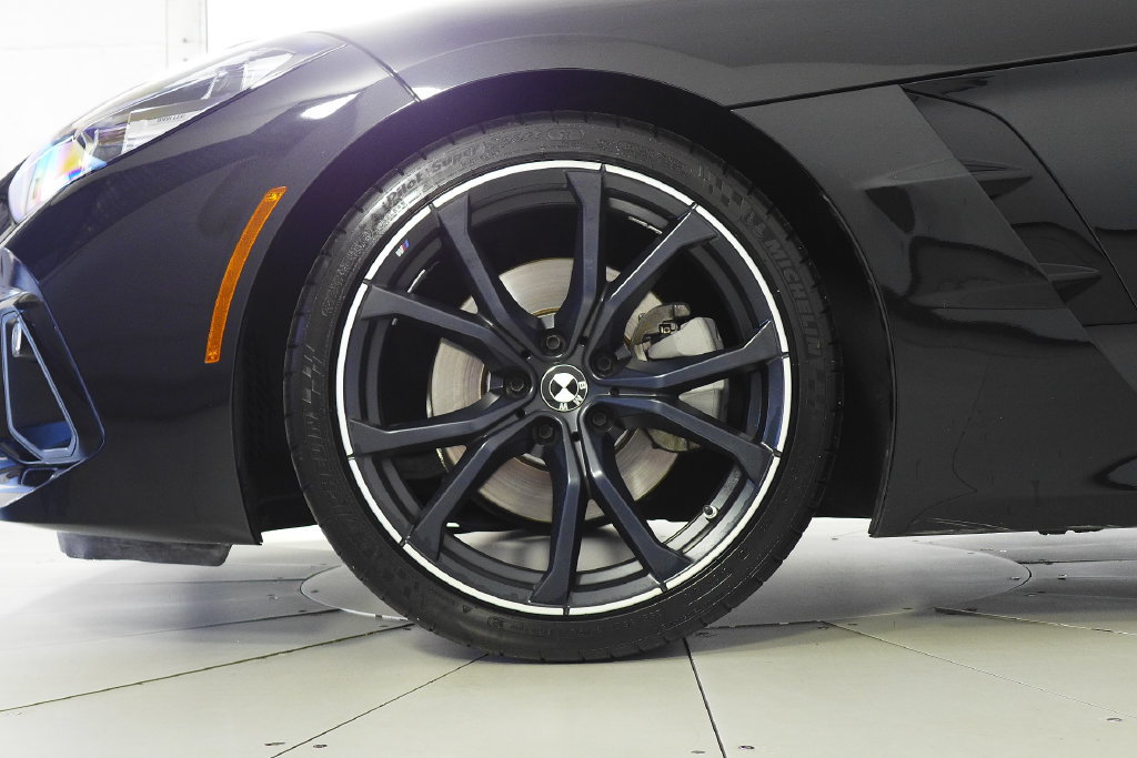 Used 2023 BMW Z4 sDrive30i w/ Driving Assistance Package RWD image 5