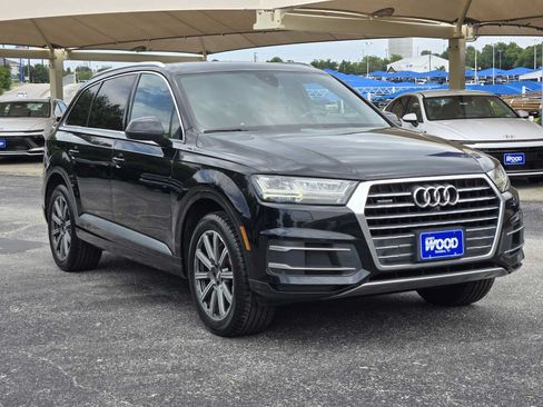Used 2017 Audi Q7 2.0T Premium Plus w/ Premium Plus Package AWD/4WD image 2