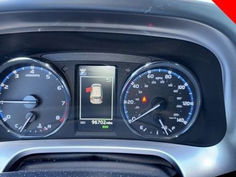 Used 2018 Toyota RAV4 Limited image 1