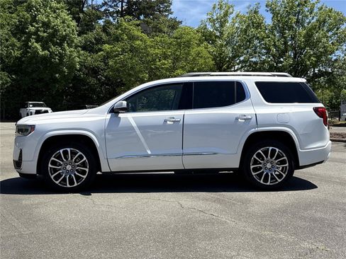 Used 2023 GMC Acadia Denali w/ Denali Ultimate Package AWD/4WD image 29
