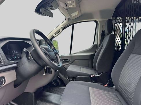 Used 2025 Ford Transit 250 Low Roof w/ Exterior Upgrade Package RWD image 17