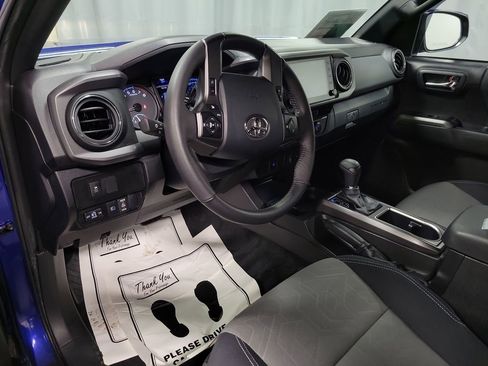 Used 2023 Toyota Tacoma TRD Off-Road image 13