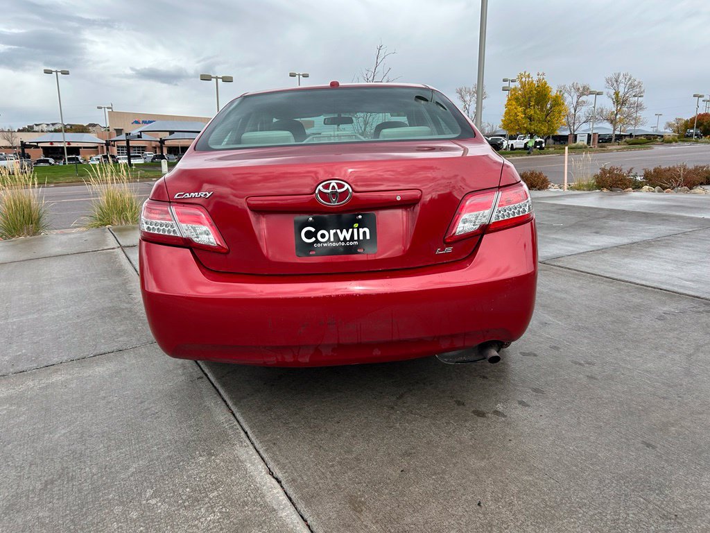 Used 2011 Toyota Camry LE FWD image 6