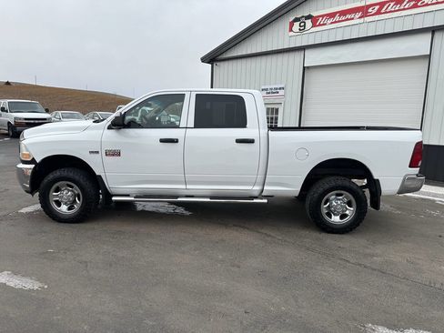 Used 2010 Dodge Ram 2500 Truck ST w/ SXT Appearance Group image 2