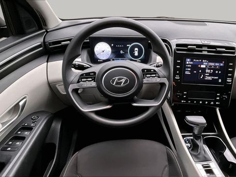 Used 2024 Hyundai Tucson SEL FWD image 6