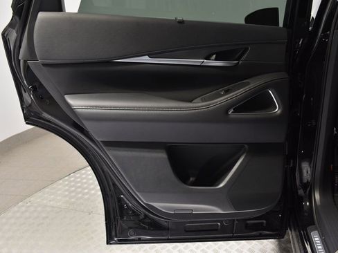 New 2026 INFINITI QX60 Luxe w/ Family Package image 27