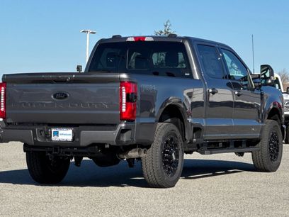 New 2026 Ford F250 Lariat w/ Black Appearance Package