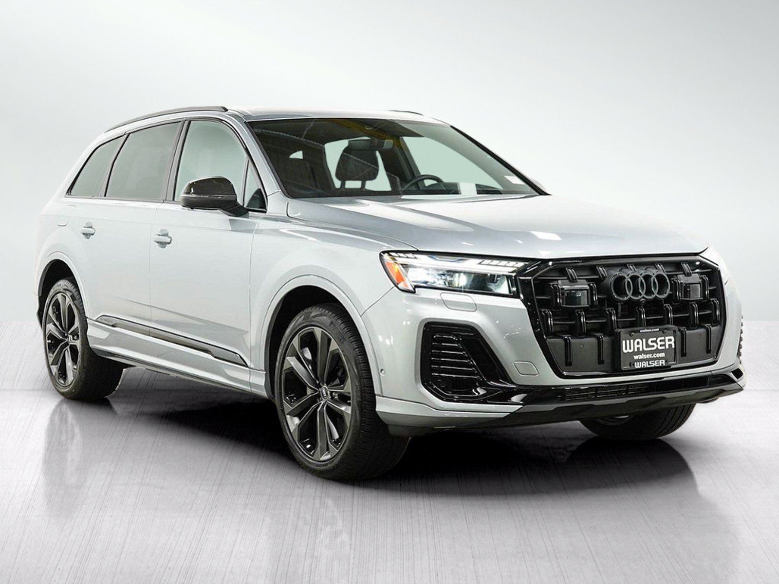 Used 2025 Audi Q7 3.0T Prestige AWD/4WD image 7