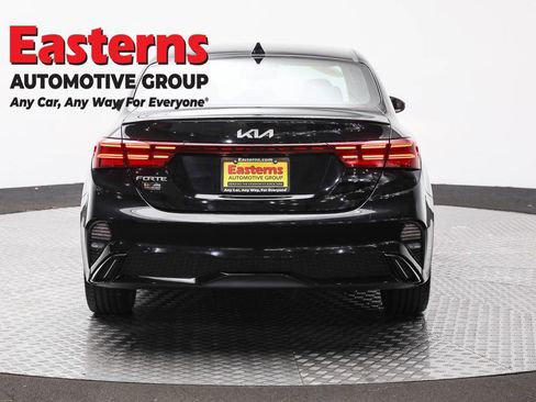 Used 2023 Kia Forte GT-Line image 6