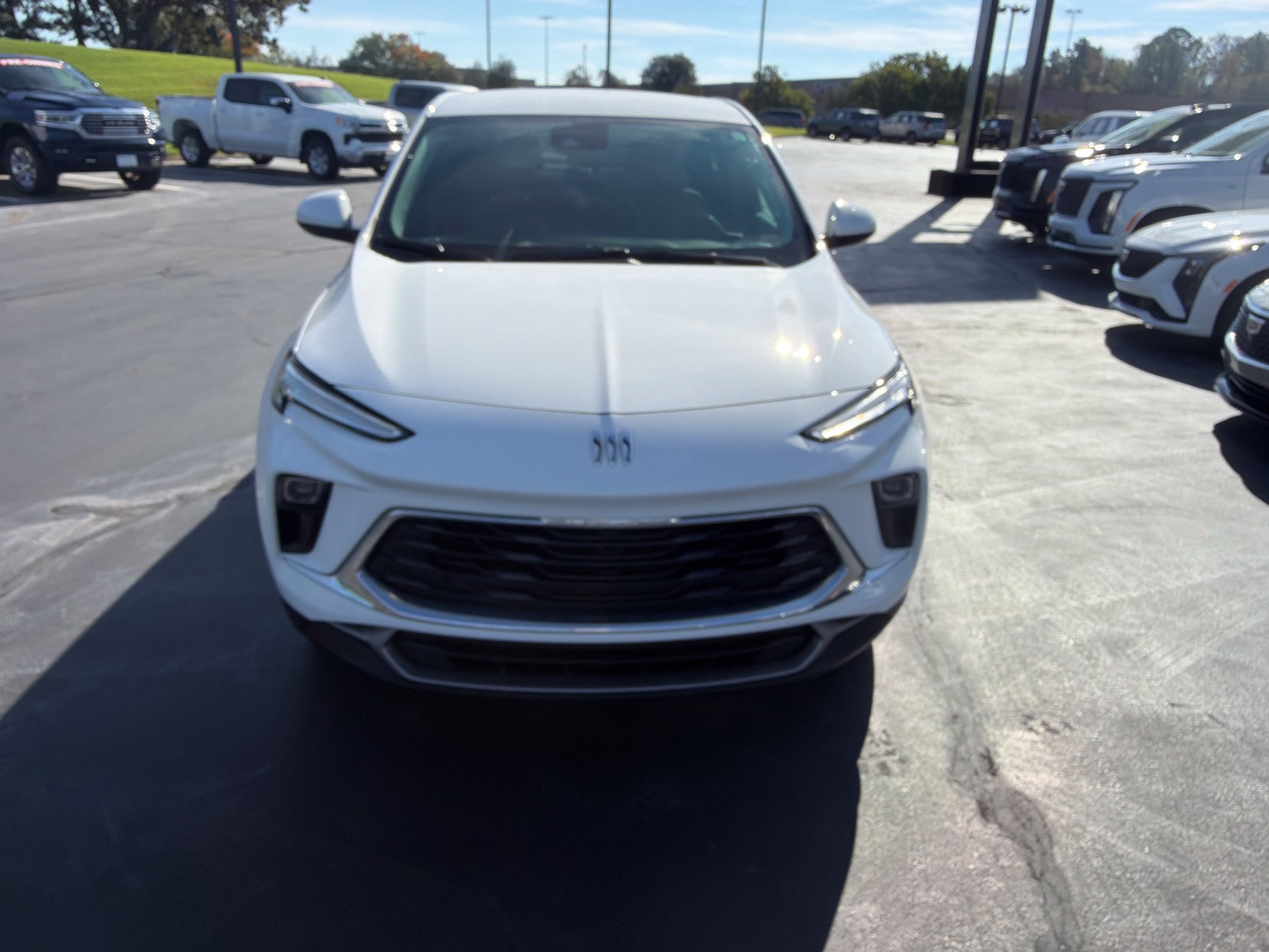 Used 2024 Buick Encore GX Preferred FWD image 6