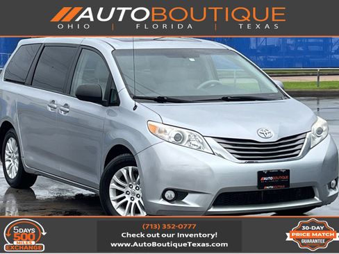 Used 2014 Toyota Sienna XLE FWD image 1