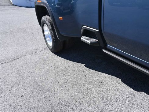 Used 2025 GMC Sierra 3500 Denali Ultimate AWD/4WD image 40