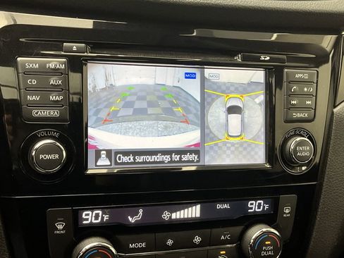 Used 2017 Nissan Rogue Sport SL w/ SL Premium Package image 6