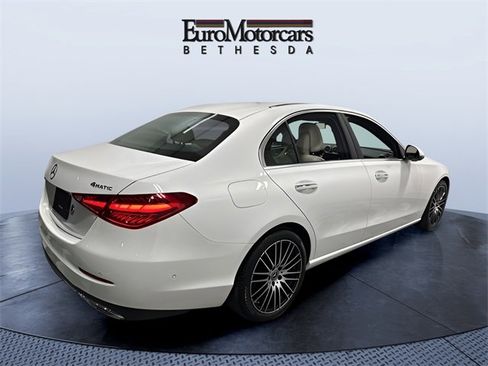 Used 2025 Mercedes-Benz C 300 4MATIC Sedan image 5