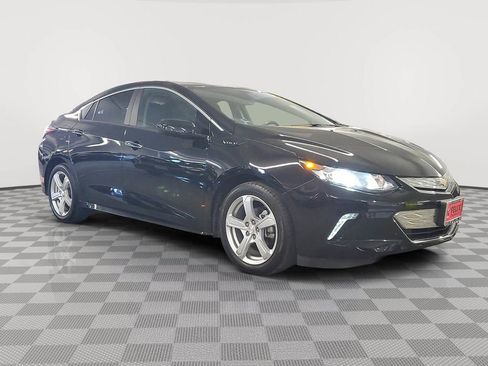 Used 2018 Chevrolet Volt LT w/ LT Driver Confidence Package image 2