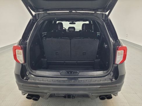 Used 2020 Ford Explorer ST w/ ST Street Pack image 29
